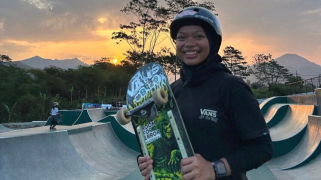 Kenalan dengan Nyimas Bunga, Atlet Skateboard Muda Indonesia yang Mendunia