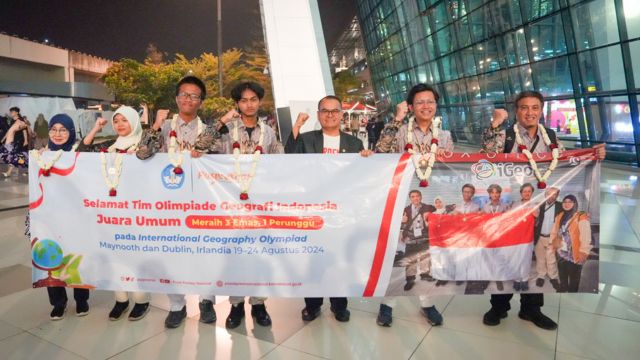 Rebut 3 Emas dan 1 Perunggu, Indonesia Juara Umum Olimpiade Geografi Internasional