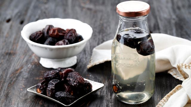 Punya Banyak Manfaat, Kenali Air Nabeez yang Populer untuk Berbuka Puasa